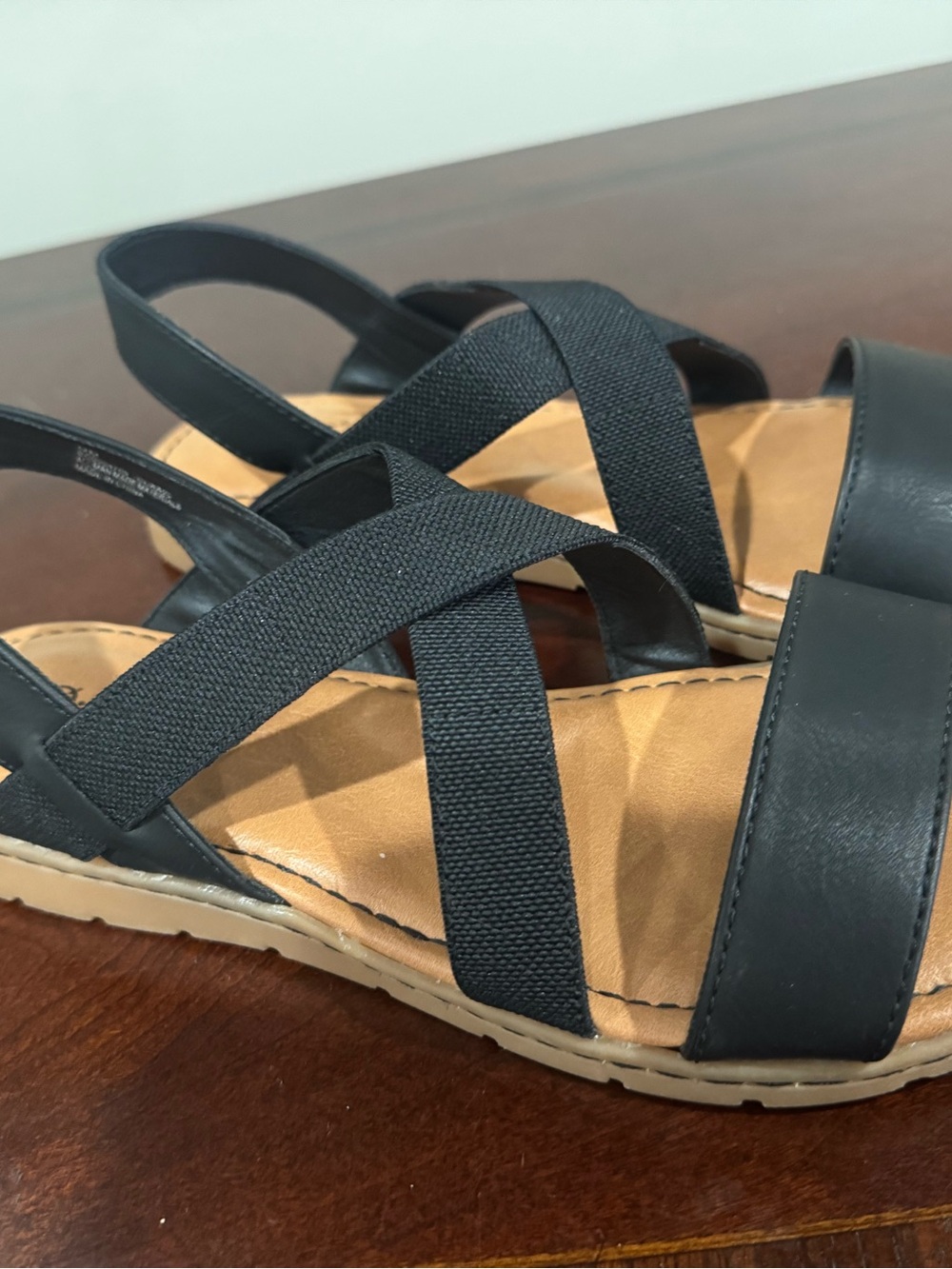 b.o.c. Born Concept “Phebe” Black Sandals Size 9 - Picture 3 of 6